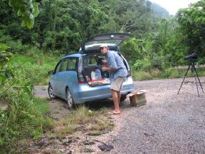 Marh Smith makes brekky on the tailgate